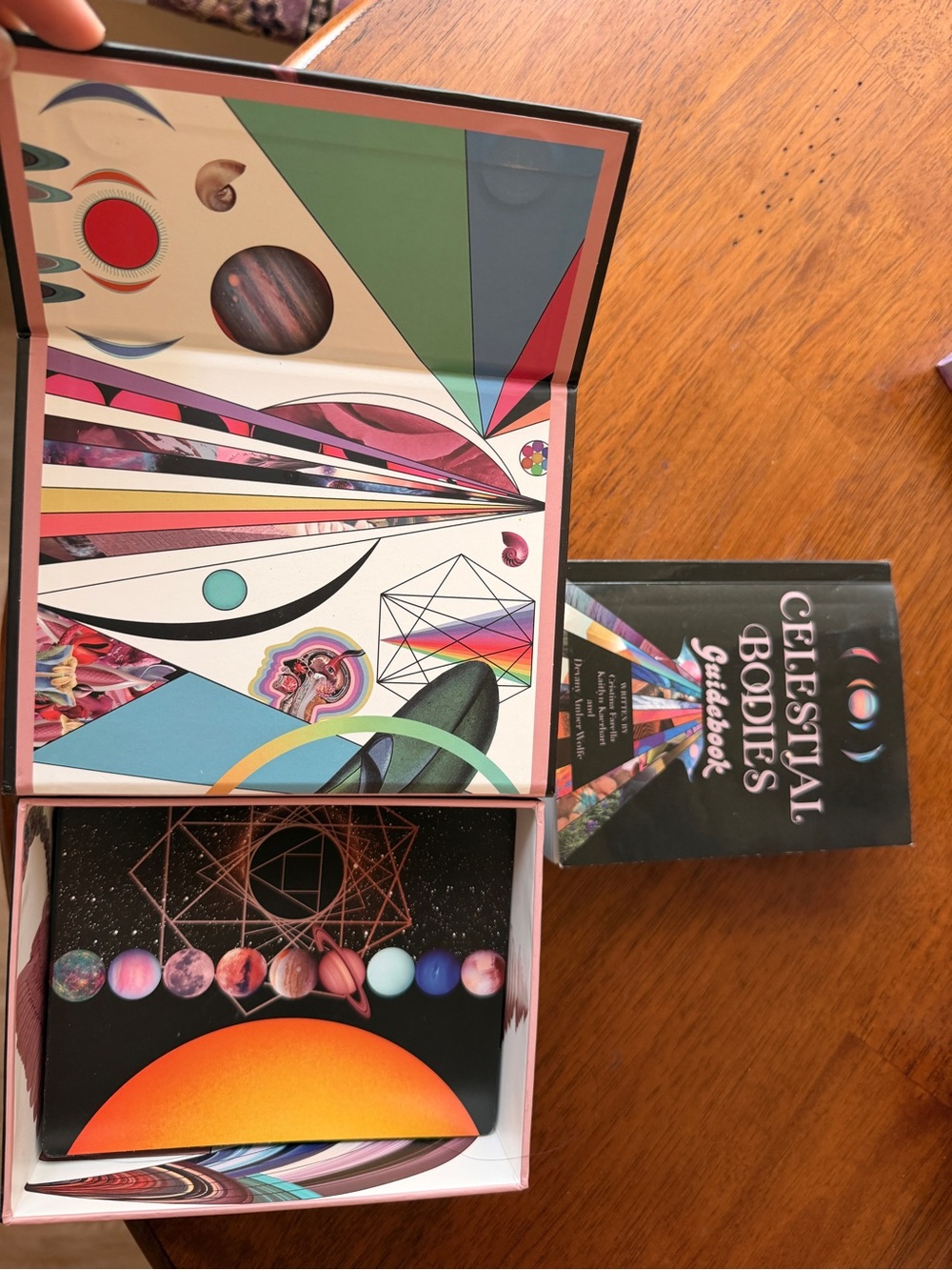 Celestial Bodies Oracle Deck - Pink & Multicolor AstArtwork Mini deck - Picture 10 of 11